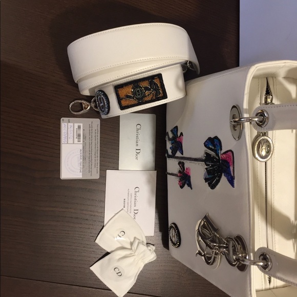 SOLD!💥Dior Lady Dior limited edition Medium - Picture 3 of 15